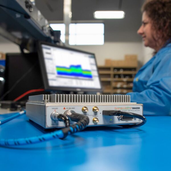 SM435B 43.5GHz Spectrum Analyser with USB3 interface